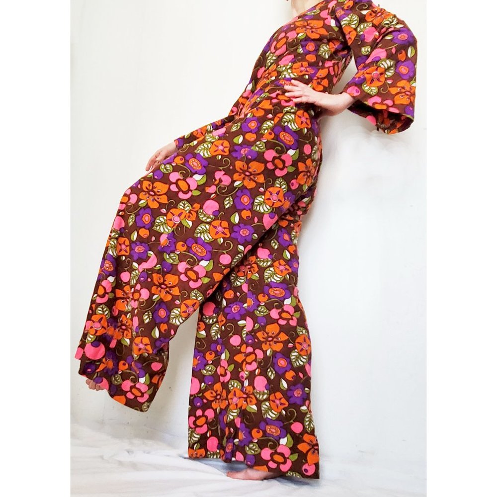 Vintage 60s 70s Womens Rare Psychedelic Floral Print Velour Jumpsuit Loungewear - Picture 9 of 13